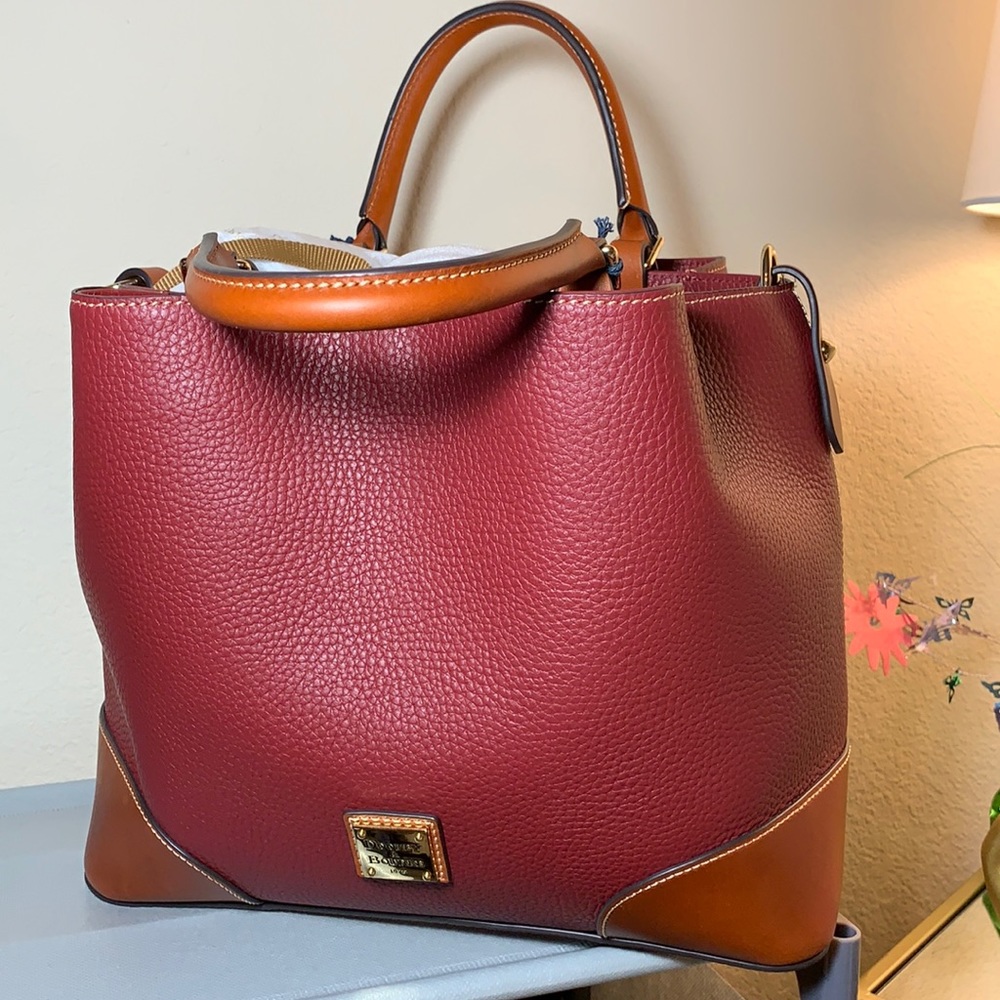 Dooney and Bourke purse brand new